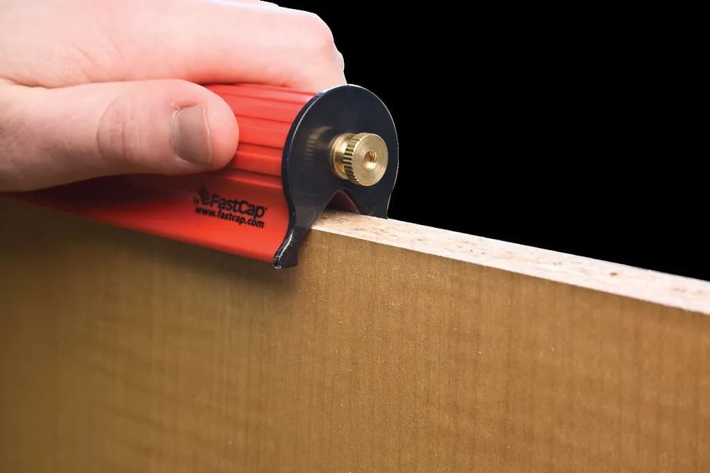 نوار لبه جدا شده کابینت